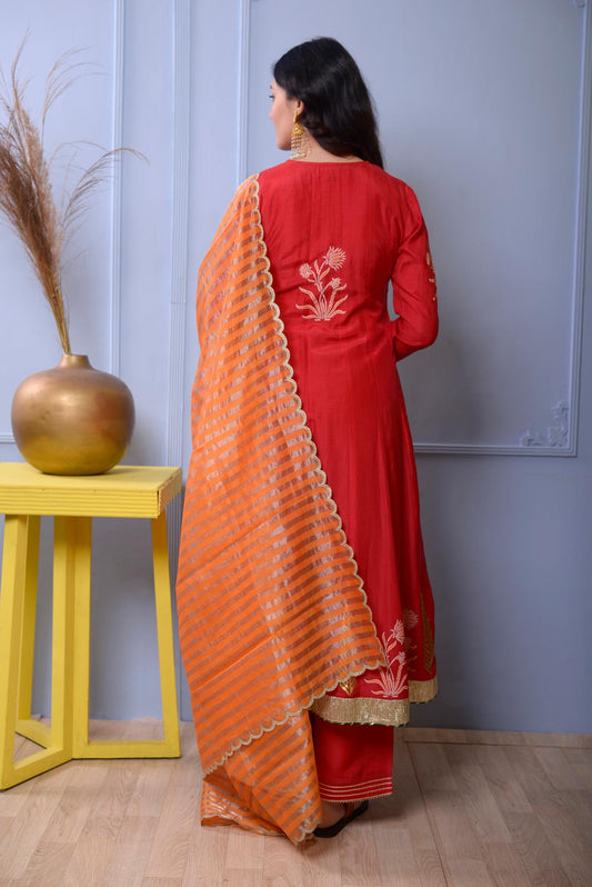 Cotton Silk Kurta With Hand Embroidered Neck