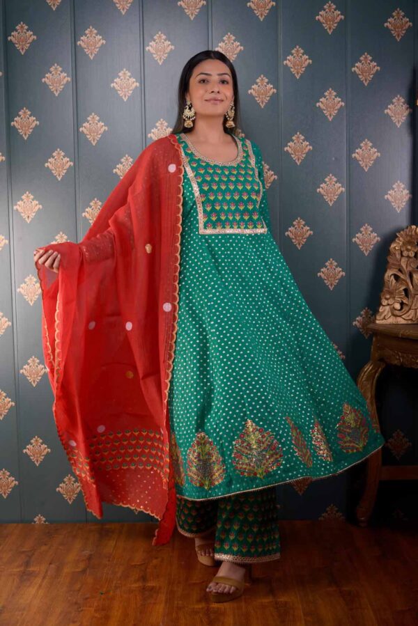 Jashan Green Banarasi Butty Chandary With Block Print Anarkali Set