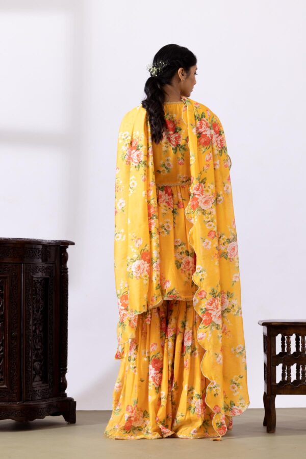 GULMEHER MUSTERED YELLOW DIGITAL PRINT CHANDARY GARARA SET OF 3