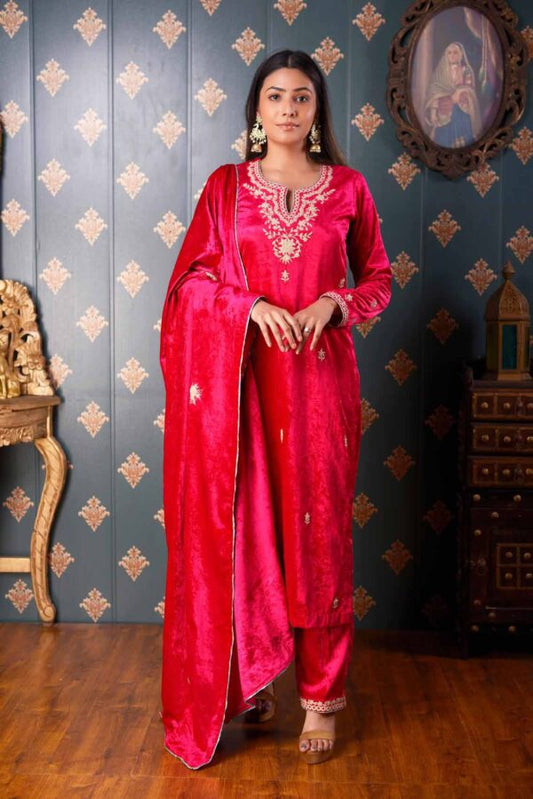 Jashan Ari Embroidery Rani Velvet Kurta Set