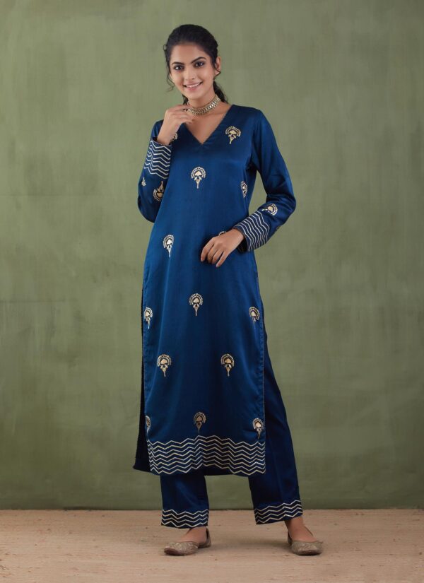 Sunehri Foil-Mashru Straight Kurta and Palazzo