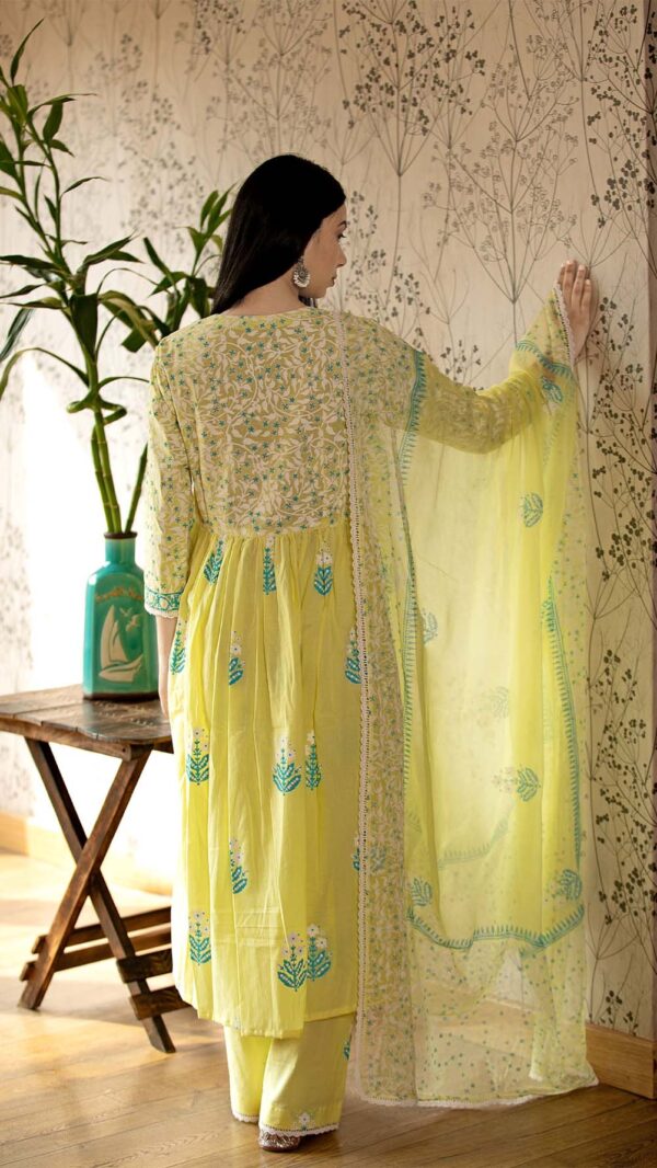 Ruh Lemon Hand Block Printed Gathered Kurta with Lace Finish