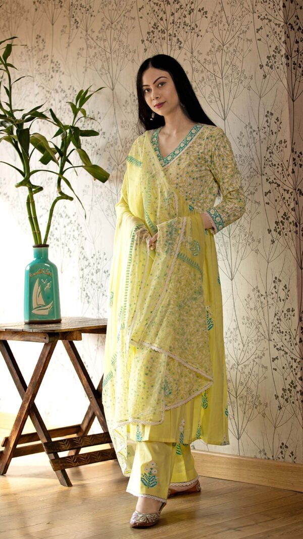 Ruh Lemon Hand Block Printed Gathered Kurta with Lace Finish