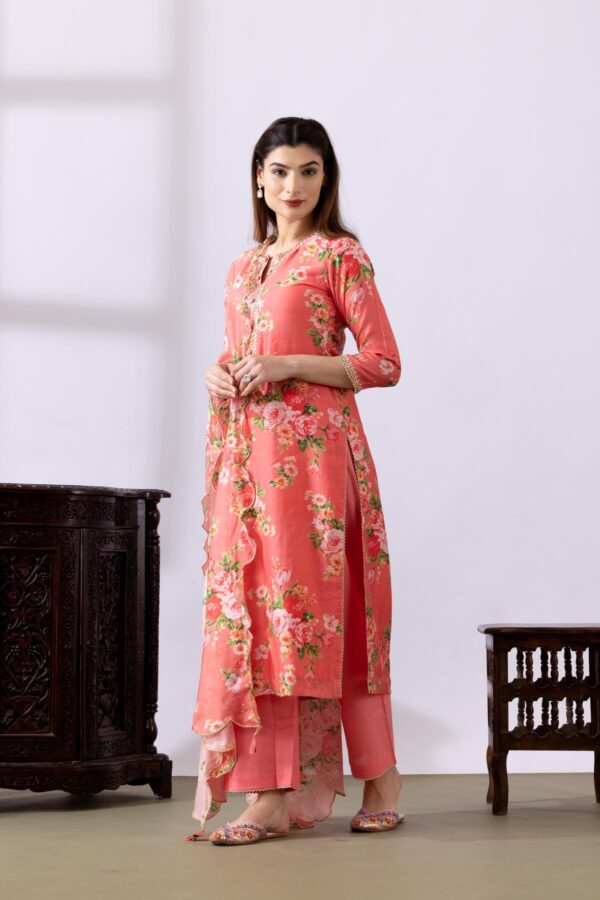 GULMEHER PINK DIGITAL PRINT CHANDARY STRAIGHT KURTA WITH PLAZZO SET OF 3