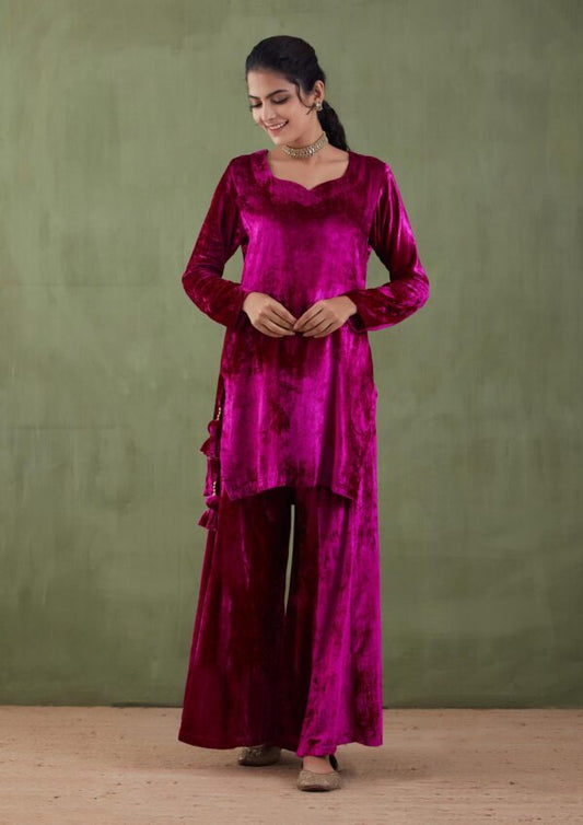 Sunehri Foil-Velvet Short Kurta and Sarara