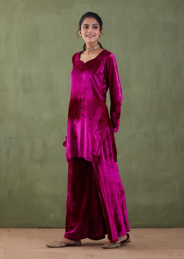 Sunehri Foil-Velvet Short Kurta and Sarara