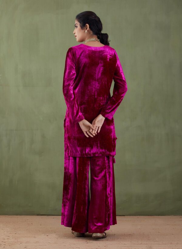 Sunehri Foil-Velvet Short Kurta and Sarara