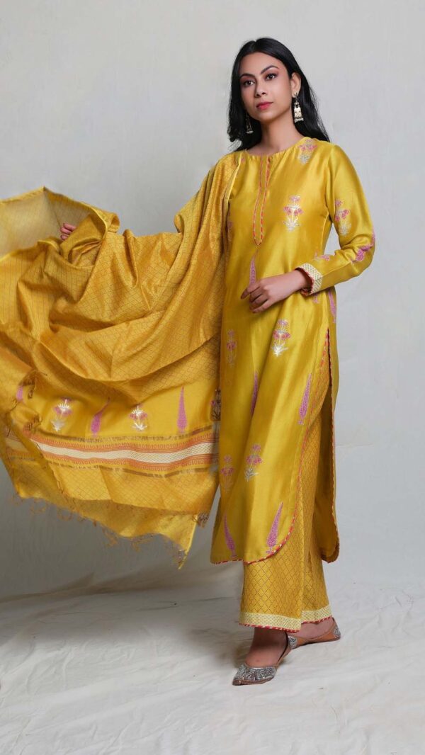 WOVEN SUTRA YELLOW KURTA