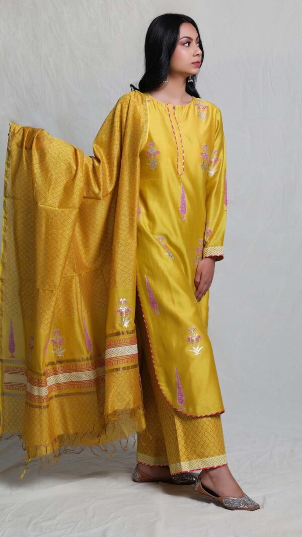 WOVEN SUTRA YELLOW KURTA