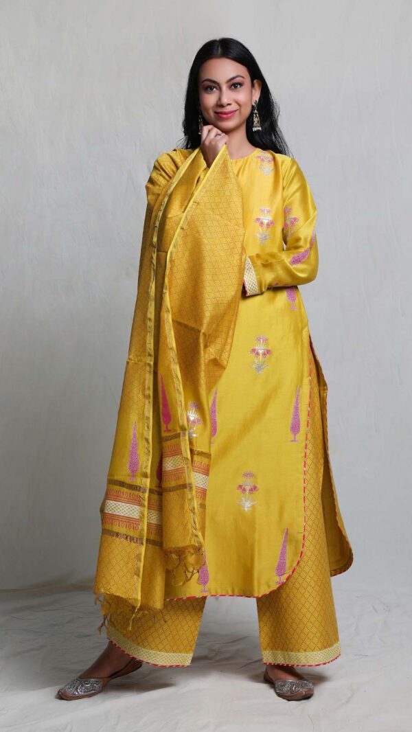 WOVEN SUTRA YELLOW KURTA