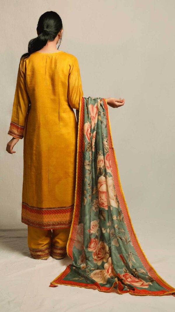 JAZZY DIGITAL MUSTERED YELLOW KURTA SET