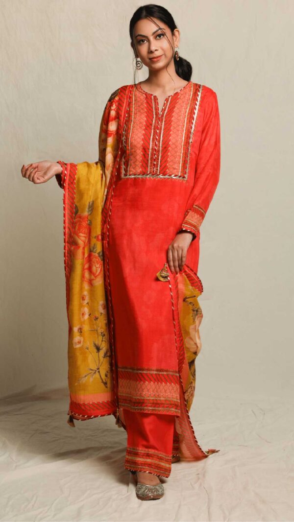 JAZZY DIGITAL ORANGE KURTA SET