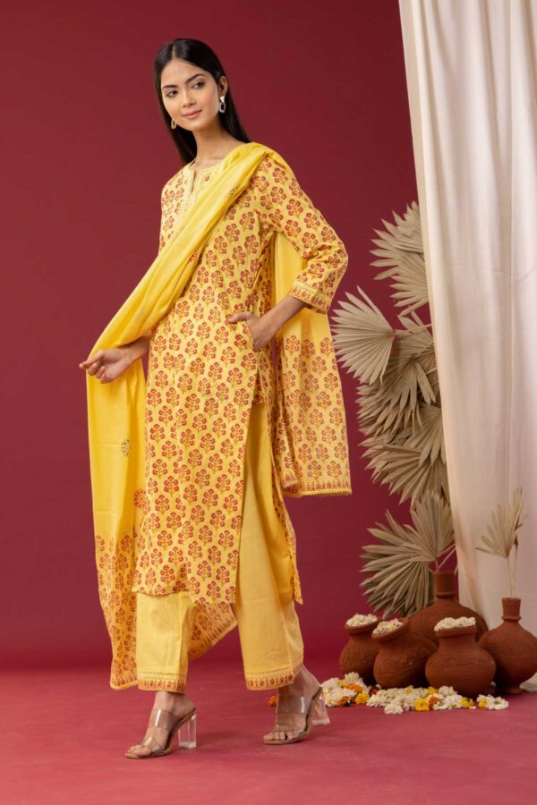 PHAGUN YELLOW BLOCK PRINTED COTTON CAMBRIC STRAIGHT KURTA WITH PLAZZO SET OF 3