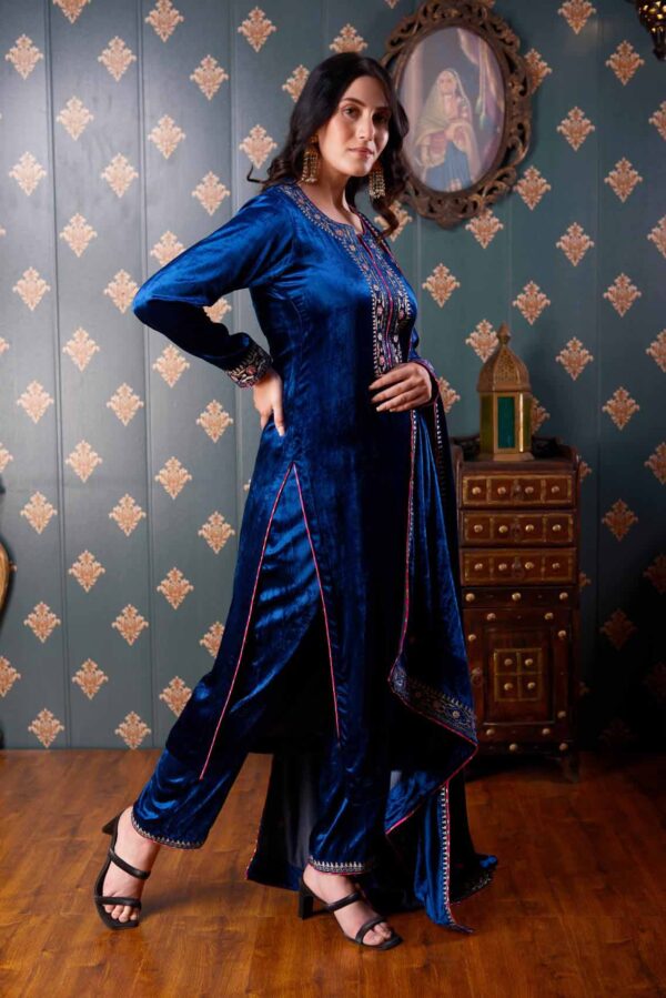 Jashan Ari Embroidery Peacock Blue Velvet Kurta Set