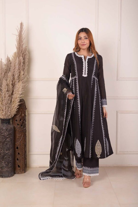 RIMJHIM BLACK WITH WHITE LACE WORK AND FOIL BLOCK PRINT ANARKALI WITH PLAZZO AND DUPATTA SET OF 3