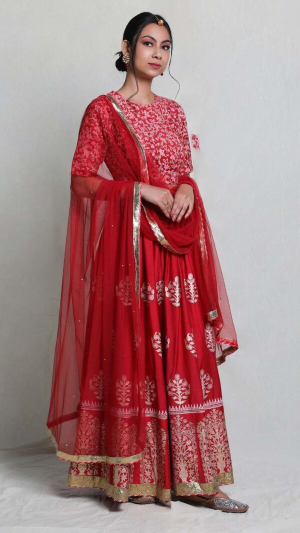 SILK AFFAIR RED LEHNGA SET