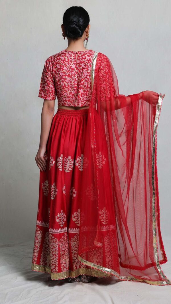 SILK AFFAIR RED LEHNGA SET