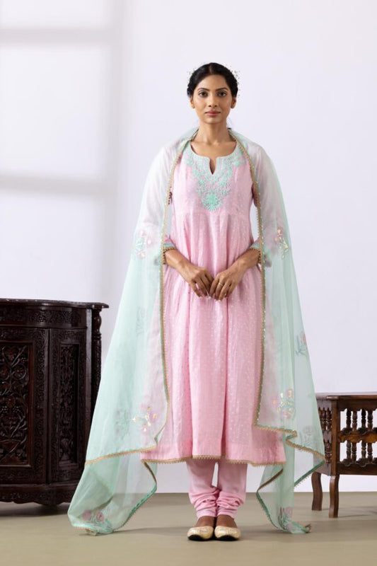 GULMEHER BABY PINK DORI EMBROIDERY BANARASHI CHANDARY ANARKALI WITH CHUDIDAR SET OF 3